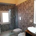 Casa Carlotta * مونوبولي